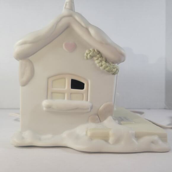 Precious Moments Sugar Town Lighted Train Station Figurine Enesco 150150 1995 - Picture 7 of 16